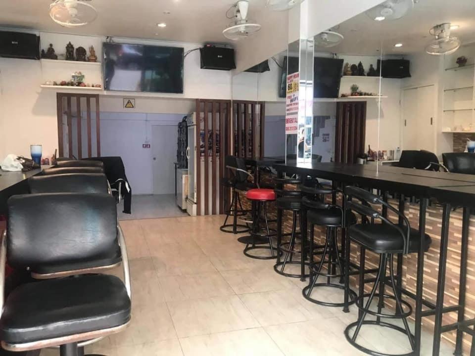 Big Moose Pattaya Hotel Екстериор снимка