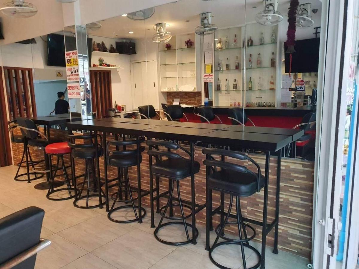 Big Moose Pattaya Hotel Екстериор снимка