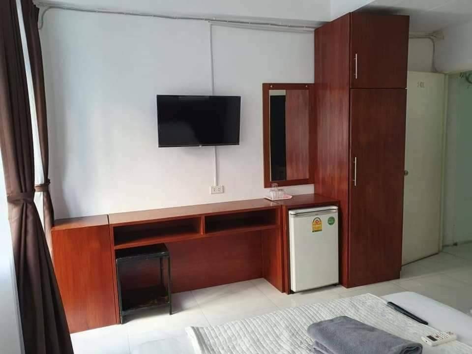 Big Moose Pattaya Hotel Екстериор снимка