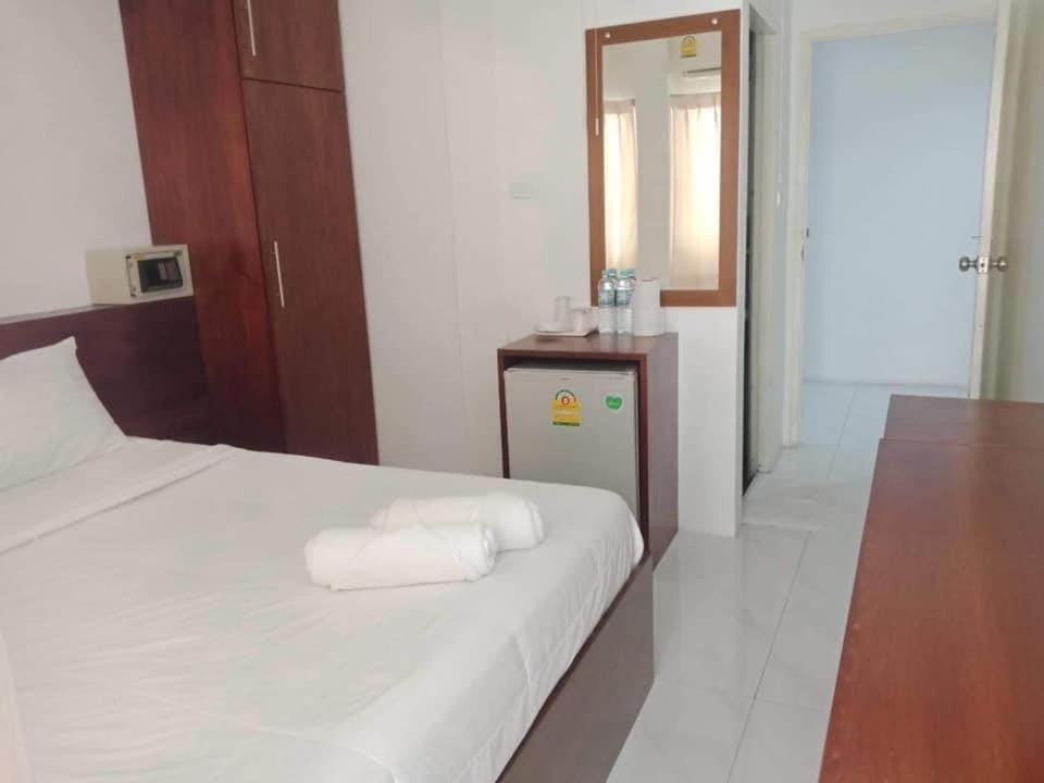 Big Moose Pattaya Hotel Екстериор снимка
