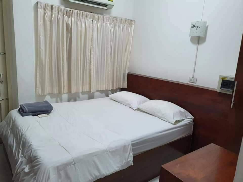 Big Moose Pattaya Hotel Екстериор снимка