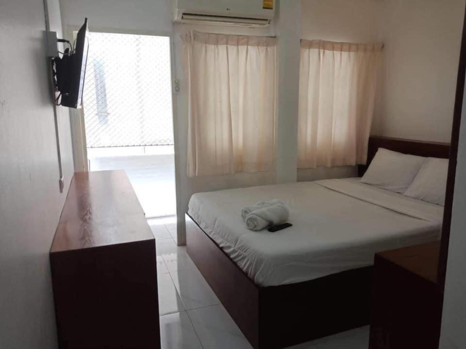 Big Moose Pattaya Hotel Екстериор снимка